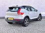 Volvo XC40 1.5 T3 R-Design | Trekhaak | Panoramadak | Harman Kardon Audio | 360 Graden Camera | Keyless Entry | Elektrische Achterklep | Elektrisch Verstelbare Voorstoelen | Stoelverwarming voor en achter | Parkeerverwarming | Cruise Control Adaptief | BLIS | Navigatie