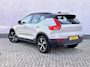 Volvo XC40 1.5 T3 R-Design | Trekhaak | Panoramadak | Harman Kardon Audio | 360 Graden Camera | Keyless Entry | Elektrische Achterklep | Elektrisch Verstelbare Voorstoelen | Stoelverwarming voor en achter | Parkeerverwarming | Cruise Control Adaptief | BLIS | Navigatie
