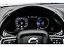 Volvo XC40 1.5 T5 Recharge Business Pro | Achteruitrijcamera | Keyless Entry | Elektrische Achterklep | Lederen Bekleding | Stoelverwarming voor en achter | Cruise Control Adaptief | BLIS | Navigatie | Apple Carplay | Android Auto