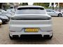 Porsche Cayenne Coupé 3.0 E-Hybrid / Panoramadak / 360Camera / Passenger Display / Softclose / Sportuitlaat / Sportdesign+Chrono / 21'' / Luchtvering / Bose / Stoelventilatie+Verwarming / Adaptieve Stoelen / Dodehoek / DAB / A