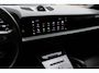Porsche Cayenne Coupé 3.0 E-Hybrid / Panoramadak / 360Camera / Passenger Display / Softclose / Sportuitlaat / Sportdesign+Chrono / 21'' / Luchtvering / Bose / Stoelventilatie+Verwarming / Adaptieve Stoelen / Dodehoek / DAB / A