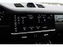 Porsche Cayenne Coupé 4.0 Turbo S E-Hybrid / Trekhaak / Panoramadak / 360Camera / Head-up / Burmester / Softclose / 22'' / Matrix LED / Sportdesign+Chrono / Luchtvering / Ventilatie / Achterasbesturing / Dodehoek / DAB / ACC