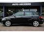 Mercedes-Benz B-klasse 200 Ambition Stoelverwarming LED Cruise Control Leer/Stof