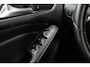 Mercedes-Benz B-klasse 200 Ambition Stoelverwarming LED Cruise Control Leer/Stof