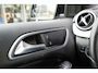 Mercedes-Benz B-klasse 200 Ambition Stoelverwarming LED Cruise Control Leer/Stof
