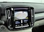 Volvo XC40 1.5 T5 RECHARGE R-DESIGN | SUPERDEAL! | SCHUIFDAK | CHIQUE LEDER IVOOR INTERIEUR | H&K AUDIO | CAMERA | NAVI | 19'' LM VELGEN | VERWARMDE VOORSTOELEN |