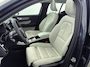 Volvo XC40 1.5 T5 RECHARGE R-DESIGN | SUPERDEAL! | SCHUIFDAK | CHIQUE LEDER IVOOR INTERIEUR | H&K AUDIO | CAMERA | NAVI | 19'' LM VELGEN | VERWARMDE VOORSTOELEN |