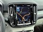 Volvo XC40 1.5 T5 RECHARGE R-DESIGN | SUPERDEAL! | SCHUIFDAK | CHIQUE LEDER IVOOR INTERIEUR | H&K AUDIO | CAMERA | NAVI | 19'' LM VELGEN | VERWARMDE VOORSTOELEN |