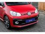 Volkswagen Up! 1.0 TSI GTI|1ste Eig.|5-deurs|Panoramadak|Airco|Stoelverwarming|6BAK|TornadoRood|Dealer Onderhouden