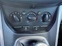 Ford C-Max 1.0 Trend makkelijke hoge instapper met veel ruimte ,Trekhaak,Perfect onderhouden.