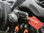 Peugeot 208 1.0 VTi Access (tik in de motor)
