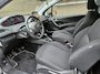 Peugeot 208 1.0 VTi Access (tik in de motor)