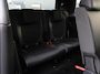 Volkswagen ID. Buzz Bedrijfswagens Pro Bulli Limited Edition 86kWh 286PK | 7 persoons | Panoramadak | Navigatie | 360 Camera | Trekhaak | Elektrische achterklep | Softclose schuifdeuren | 20 inch Lm velgen |