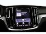 Volvo V60 2.0 B4 Plus Dark | Trekhaak | Sportstoelen | 19 Inch | Stoelverwarming | Keyless | Elek. Stoelen | Camera