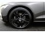 Volvo V60 2.0 B4 Plus Dark | Trekhaak | Sportstoelen | 19 Inch | Stoelverwarming | Keyless | Elek. Stoelen | Camera