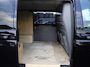 Volkswagen Transporter 2.0 TDI 150PK L2 DSG Bulli | Navigatie | Leer | ACC | Standkachel | Digital cockpit | PDC | Camera | Sidebars | LED | Trekhaak |