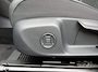 Volkswagen T-Roc 1.5 eTSI R-LINE BLACK STYLE TREKHAAK/PANO-DAK/IQ-LIGHTS/CARPLAY/MATRIX