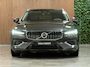 Volvo V60 T6 AWD Recharge Bright Long Range | Adaptieve Cruise Control | Stoelverwarming voor+achter | Stuurwielverwarming | Parkeercamera | Pilot Assist | BLIS Dode Hoek Detectie | Lederen bekleding | 18 Inch | Google Infotainment | Keyless Drive | Parkeersensoren voor+achter | Privacy Glass | Elektrisch bedienbare achterklep | Automatisch dimmende binnen en buitenspiegels | DAB Radio | Apple Carplay/Android Auto | Volvo On Call met mobiele App functie | Platinum Grey Metallic |