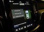 Volvo V60 T6 AWD Recharge Bright Long Range | Adaptieve Cruise Control | Stoelverwarming voor+achter | Stuurwielverwarming | Parkeercamera | Pilot Assist | BLIS Dode Hoek Detectie | Lederen bekleding | 18 Inch | Google Infotainment | Keyless Drive | Parkeersensoren voor+achter | Privacy Glass | Elektrisch bedienbare achterklep | Automatisch dimmende binnen en buitenspiegels | DAB Radio | Apple Carplay/Android Auto | Volvo On Call met mobiele App functie | Platinum Grey Metallic |