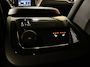 Volvo V60 T6 AWD Recharge Bright Long Range | Adaptieve Cruise Control | Stoelverwarming voor+achter | Stuurwielverwarming | Parkeercamera | Pilot Assist | BLIS Dode Hoek Detectie | Lederen bekleding | 18 Inch | Google Infotainment | Keyless Drive | Parkeersensoren voor+achter | Privacy Glass | Elektrisch bedienbare achterklep | Automatisch dimmende binnen en buitenspiegels | DAB Radio | Apple Carplay/Android Auto | Volvo On Call met mobiele App functie | Platinum Grey Metallic |
