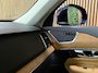 Volvo XC90 T6 AWD Inscription | Uniek! | Trekhaak | Stoelventilatie | 360 Camera | Head-Up Display | All Season banden | Stoelmassage | 320pk | Adaptieve Cruise Control | Stoelverwarming | 20 Inch | Full LED Meesturende koplampen | Pilot Assist | BLIS Dode Hoek Detectie | Nappa Lederen bekleding | Zitting verlenging voorstoelen | Keyless Drive | Parkeersensoren voor+achter | Elektrisch bedienbare achterklep | Verlichte instaplijsten | Volvo On Call met mobiele App functie | Denim Blue Metallic |
