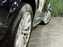 Volvo XC90 T6 AWD Inscription | Uniek! | Trekhaak | Stoelventilatie | 360 Camera | Head-Up Display | All Season banden | Stoelmassage | 320pk | Adaptieve Cruise Control | Stoelverwarming | 20 Inch | Full LED Meesturende koplampen | Pilot Assist | BLIS Dode Hoek Detectie | Nappa Lederen bekleding | Zitting verlenging voorstoelen | Keyless Drive | Parkeersensoren voor+achter | Elektrisch bedienbare achterklep | Verlichte instaplijsten | Volvo On Call met mobiele App functie | Denim Blue Metallic |