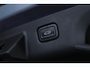 Hyundai Kona Electric Premium 65.4 kWh | Achterspoiler | Achterstoelen verwarmd | Achteruitrijcamera