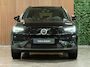 Volvo XC40 Recharge Plus | Trekhaak | All Season banden | Adaptieve Cruise Control | Stoel en Stuurwielverwarming | 19 inch | Parkeercamera | Pilot Assist | BLIS Dode Hoek Detectie | Textiel City Canvas bekleding | Zitting verlenging voorstoelen | Google Infotainment | Keyless Drive | Parkeersensoren voor+achter | Warmtepomp | Privacy Glass | Elektrisch bedienbare achterklep | DAB Radio | Apple Carplay/Android Auto | Draadloos telefoon opladen | Volvo On Call met mobiele App functie |