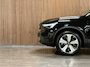 Volvo XC40 Recharge Plus | Trekhaak | All Season banden | Adaptieve Cruise Control | Stoel en Stuurwielverwarming | 19 inch | Parkeercamera | Pilot Assist | BLIS Dode Hoek Detectie | Textiel City Canvas bekleding | Zitting verlenging voorstoelen | Google Infotainment | Keyless Drive | Parkeersensoren voor+achter | Warmtepomp | Privacy Glass | Elektrisch bedienbare achterklep | DAB Radio | Apple Carplay/Android Auto | Draadloos telefoon opladen | Volvo On Call met mobiele App functie |