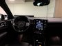 Volvo XC40 Recharge Plus | Trekhaak | All Season banden | Adaptieve Cruise Control | Stoel en Stuurwielverwarming | 19 inch | Parkeercamera | Pilot Assist | BLIS Dode Hoek Detectie | Textiel City Canvas bekleding | Zitting verlenging voorstoelen | Google Infotainment | Keyless Drive | Parkeersensoren voor+achter | Warmtepomp | Privacy Glass | Elektrisch bedienbare achterklep | DAB Radio | Apple Carplay/Android Auto | Draadloos telefoon opladen | Volvo On Call met mobiele App functie |