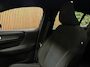 Volvo C40 Recharge Plus 69 kWh | All-season banden | Parkeercamera | Adaptieve Cruise Control | Pilot Assist | Stoel en Stuurwielverwarming | Panoramadak | 19 Inch | Zitting verlenging voorstoelen | BLIS Dode Hoek Detectie | Warmtepomp | Google Infotainment | Keyless Drive | Privacy Glass | Parkeersensoren voor+achter | Elektrisch bedienbare achterklep | Alarm Klasse III | DAB Radio | Apple Carplay/Android Auto | Volvo On Call met mobiele App functie | Sage Green Metallic |