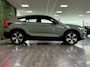 Volvo C40 Recharge Plus 69 kWh | All-season banden | Parkeercamera | Adaptieve Cruise Control | Pilot Assist | Stoel en Stuurwielverwarming | Panoramadak | 19 Inch | Zitting verlenging voorstoelen | BLIS Dode Hoek Detectie | Warmtepomp | Google Infotainment | Keyless Drive | Privacy Glass | Parkeersensoren voor+achter | Elektrisch bedienbare achterklep | Alarm Klasse III | DAB Radio | Apple Carplay/Android Auto | Volvo On Call met mobiele App functie | Sage Green Metallic |