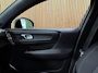 Volvo C40 Recharge Plus 69 kWh | All-season banden | Parkeercamera | Adaptieve Cruise Control | Pilot Assist | Stoel en Stuurwielverwarming | Panoramadak | 19 Inch | Zitting verlenging voorstoelen | BLIS Dode Hoek Detectie | Warmtepomp | Google Infotainment | Keyless Drive | Privacy Glass | Parkeersensoren voor+achter | Elektrisch bedienbare achterklep | Alarm Klasse III | DAB Radio | Apple Carplay/Android Auto | Volvo On Call met mobiele App functie | Sage Green Metallic |