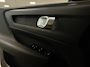 Volvo C40 Recharge Plus 69 kWh | All-season banden | Parkeercamera | Adaptieve Cruise Control | Pilot Assist | Stoel en Stuurwielverwarming | Panoramadak | 19 Inch | Zitting verlenging voorstoelen | BLIS Dode Hoek Detectie | Warmtepomp | Google Infotainment | Keyless Drive | Privacy Glass | Parkeersensoren voor+achter | Elektrisch bedienbare achterklep | Alarm Klasse III | DAB Radio | Apple Carplay/Android Auto | Volvo On Call met mobiele App functie | Sage Green Metallic |