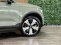 Volvo C40 Recharge Plus 69 kWh | All-season banden | Parkeercamera | Adaptieve Cruise Control | Pilot Assist | Stoel en Stuurwielverwarming | Panoramadak | 19 Inch | Zitting verlenging voorstoelen | BLIS Dode Hoek Detectie | Warmtepomp | Google Infotainment | Keyless Drive | Privacy Glass | Parkeersensoren voor+achter | Elektrisch bedienbare achterklep | Alarm Klasse III | DAB Radio | Apple Carplay/Android Auto | Volvo On Call met mobiele App functie | Sage Green Metallic |