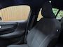 Volvo C40 Recharge Plus 69 kWh | All-season banden | Parkeercamera | Adaptieve Cruise Control | Pilot Assist | Stoel en Stuurwielverwarming | Panoramadak | 19 Inch | Zitting verlenging voorstoelen | BLIS Dode Hoek Detectie | Warmtepomp | Google Infotainment | Keyless Drive | Privacy Glass | Parkeersensoren voor+achter | Elektrisch bedienbare achterklep | Alarm Klasse III | DAB Radio | Apple Carplay/Android Auto | Volvo On Call met mobiele App functie | Sage Green Metallic |