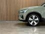 Volvo C40 Recharge Plus 69 kWh | All-season banden | Parkeercamera | Adaptieve Cruise Control | Pilot Assist | Stoel en Stuurwielverwarming | Panoramadak | 19 Inch | Zitting verlenging voorstoelen | BLIS Dode Hoek Detectie | Warmtepomp | Google Infotainment | Keyless Drive | Privacy Glass | Parkeersensoren voor+achter | Elektrisch bedienbare achterklep | Alarm Klasse III | DAB Radio | Apple Carplay/Android Auto | Volvo On Call met mobiele App functie | Sage Green Metallic |