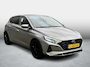Hyundai i20 1.0 T-GDI Premium Sky / Verwarmde stoelen + stuurwiel / Navigatie / Bose audio / Keyless entry / Camera.