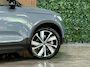 Volvo XC40 Recharge Pro | Trekhaak | Schuifdak | 360° Camera | Harman Kardon | Adaptieve Cruise Control | Bestuurdersstoel elektrisch geheugen | Stoel en Stuurwielverwarming | 20 Inch | Passagiersstoel elektrisch | Zitting verlenging voorstoelen | Pilot Assist | BLIS Dode Hoek Detectie | Warmtepomp | Google Infotainment | Keyless Drive | Parkeersensoren voor+achter | Elektrisch bedienbare achterklep | Automatisch dimmende binnen en buitenspiegels | Regensensor | Climate Controle L+R | Draadloos telefoon opladen | DAB Radio | Alarm Klasse III | Apple Carplay/Android Auto | Volvo On Call met mobiele App functie | Thunder Grey Metallic |