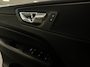 Volvo XC60 T6 AWD Recharge Bright Long Range | Trekhaak | All Season banden | Adaptieve Cruise Control | Stoelverwarming voor+achter | Stuurwielverwarming | Full LED Meesturende koplampen | Standkachel met Volvo On Call App | Pilot Assist | BLIS Dode Hoek Detectie | Lederen bekleding | Schuifdak | Parkeercamera | Google Infotainment | 18 Inch | Keyless Drive | Parkeersensoren voor+achter | Privacy Glass | Automatisch dimmende binenn en buitenspiegels | Regensensor | Climate Controle L+R | DAB Radio | Apple Carplay/Android Auto | Draadloos telefoon opladen | Volvo On Call met mobiele App functie | Denim Blue Metallic |