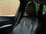 Volvo XC60 T6 AWD Recharge Bright Long Range | Trekhaak | All Season banden | Adaptieve Cruise Control | Stoelverwarming voor+achter | Stuurwielverwarming | Full LED Meesturende koplampen | Standkachel met Volvo On Call App | Pilot Assist | BLIS Dode Hoek Detectie | Lederen bekleding | Schuifdak | Parkeercamera | Google Infotainment | 18 Inch | Keyless Drive | Parkeersensoren voor+achter | Privacy Glass | Automatisch dimmende binenn en buitenspiegels | Regensensor | Climate Controle L+R | DAB Radio | Apple Carplay/Android Auto | Draadloos telefoon opladen | Volvo On Call met mobiele App functie | Denim Blue Metallic |