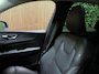 Volvo XC60 T6 AWD Recharge Bright Long Range | Trekhaak | All Season banden | Adaptieve Cruise Control | Stoelverwarming voor+achter | Stuurwielverwarming | Full LED Meesturende koplampen | Standkachel met Volvo On Call App | Pilot Assist | BLIS Dode Hoek Detectie | Lederen bekleding | Schuifdak | Parkeercamera | Google Infotainment | 18 Inch | Keyless Drive | Parkeersensoren voor+achter | Privacy Glass | Automatisch dimmende binenn en buitenspiegels | Regensensor | Climate Controle L+R | DAB Radio | Apple Carplay/Android Auto | Draadloos telefoon opladen | Volvo On Call met mobiele App functie | Denim Blue Metallic |