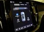 Volvo XC60 T6 AWD Recharge Bright Long Range | Trekhaak | All Season banden | Adaptieve Cruise Control | Stoelverwarming voor+achter | Stuurwielverwarming | Full LED Meesturende koplampen | Standkachel met Volvo On Call App | Pilot Assist | BLIS Dode Hoek Detectie | Lederen bekleding | Schuifdak | Parkeercamera | Google Infotainment | 18 Inch | Keyless Drive | Parkeersensoren voor+achter | Privacy Glass | Automatisch dimmende binenn en buitenspiegels | Regensensor | Climate Controle L+R | DAB Radio | Apple Carplay/Android Auto | Draadloos telefoon opladen | Volvo On Call met mobiele App functie | Denim Blue Metallic |