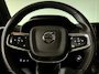 Volvo XC40 T5 Recharge Ultimate Dark | Trekhaak | Schuifdak | Harman Kardon | Parkeercamera | All Season banden | Adaptieve Cruise Control | Stoel en Stuurwielverwarming | Bestuurdersstoel elektrisch geheugen | Pilot Assist | BLIS Dode Hoek Detectie | Privacy Glass | 19 Inch | Passagiersstoel elektrisch | Microtech / alcantara bekleding met wit stiksel en bies | Zitting verlenging voorstoelen | Keyless Drive | Parkeersensoren voor+achter | Breedstralers in voorbumper | Regensensor | Elektrisch bedienbare achterklep | Automatisch dimmende binnen en buitenspiegels | Climate Control L+R | DAB Radio | Apple Carplay/Android Auto | Volvo On Call met mobiele App functie | Onyx Black Metallic |