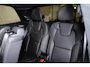 Volvo XC90 T8 Recharge AWD Ultra Black Ed. Exec. - Luchtvering - Panorama/schuifdak - IntelliSafe Assist & Surround - 360º Camera - Bowers & Wilkins audio - Adaptieve LED koplampen - Verwarmde voorstoelen, stuur & achterbank - Parkeersensoren voor & achter - Elektr. bedienb. voorstoelen met geheugen - Geventileerde voorstoelen - Head up display - Draadloze tel. lader - Extra getint glas - 22' LMV