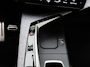 Peugeot 3008 1.2 Hybrid 145 GT | Draadloze Carplay | Camera | Stoelverwarming | Stuurwielverwarming | PDC V+A | Keyless | Cruise Control Adaptief | Elek. Kofferklepbediening | 19" Lichtmetalen Velgen | Navigatie
