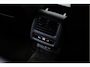 Volkswagen T-Roc 1.5 eTsi 150PK DSG Aut. | R-Line Edition | Wegklapbare Trekhaak | 18" LM Velgen | LED Koplampen | Stoelverwarming | Active Info Display | Keyless Start | Achteruitrijcamera | Navi incl. Apple Carplay |