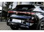 Volkswagen T-Roc 1.5 eTsi 150PK DSG Aut. | R-Line Edition | Wegklapbare Trekhaak | 18" LM Velgen | LED Koplampen | Stoelverwarming | Active Info Display | Keyless Start | Achteruitrijcamera | Navi incl. Apple Carplay |
