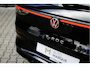 Volkswagen T-Roc 1.5 eTsi 150PK DSG Aut. | R-Line Edition | Wegklapbare Trekhaak | 18" LM Velgen | LED Koplampen | Stoelverwarming | Active Info Display | Keyless Start | Achteruitrijcamera | Navi incl. Apple Carplay |