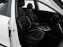 Kia Niro EV e-Niro ExecutiveLine 64 kWh | Trekhaak | Schuifdak | Stoel/Stuurverwarming | Adaptieve Cruise Control | Leder | JBL Audio | Achteruitrijcamera | Memory Seats |